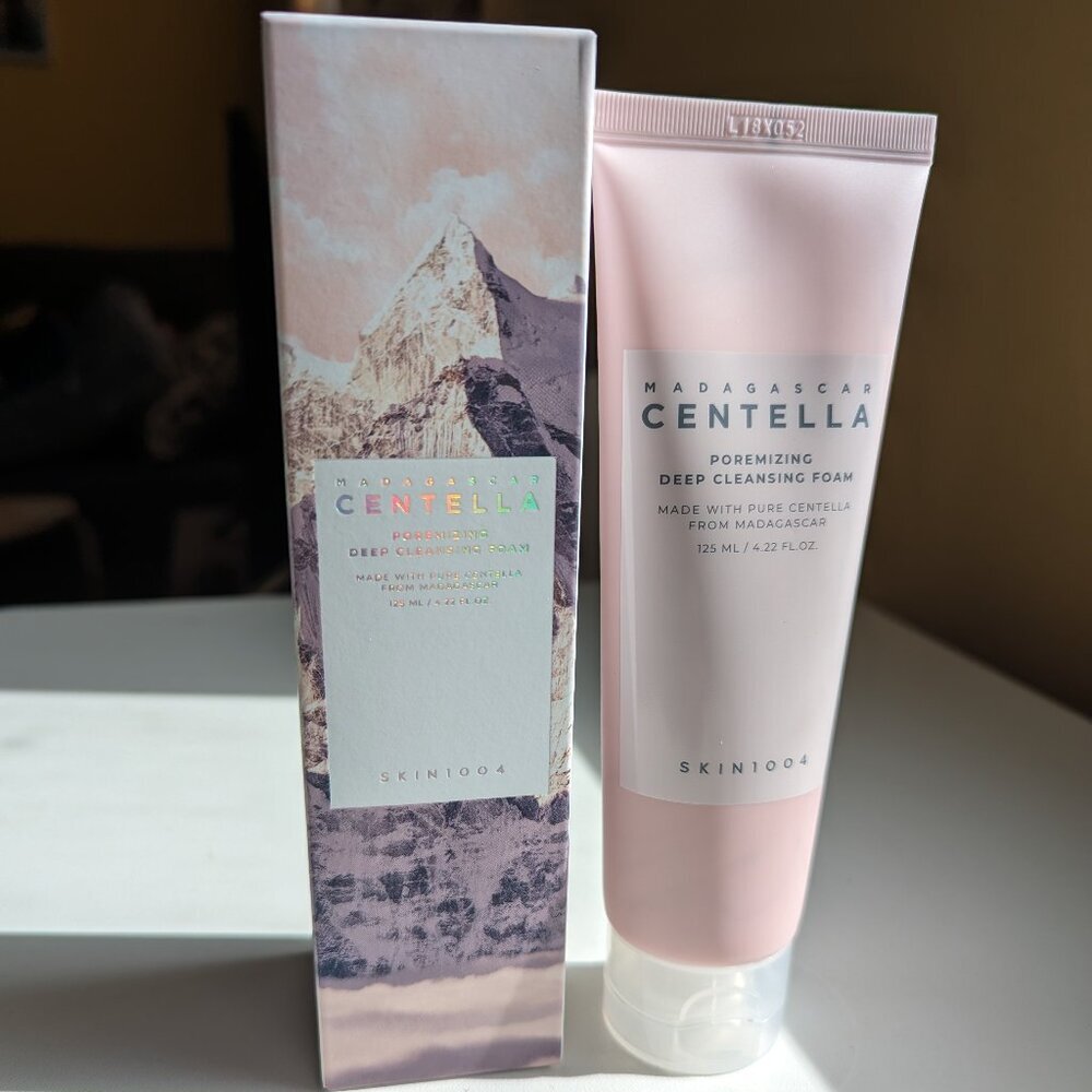SKIN1004 Madagascar Centella Poremizing Deep Cleansing Foam 4.22 fl oz (125 ml) - Picture 4 of 6